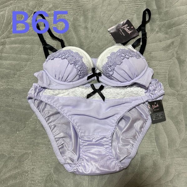 【新品未使用】チュチュアンナ ブラ ショーツセットアップ B65