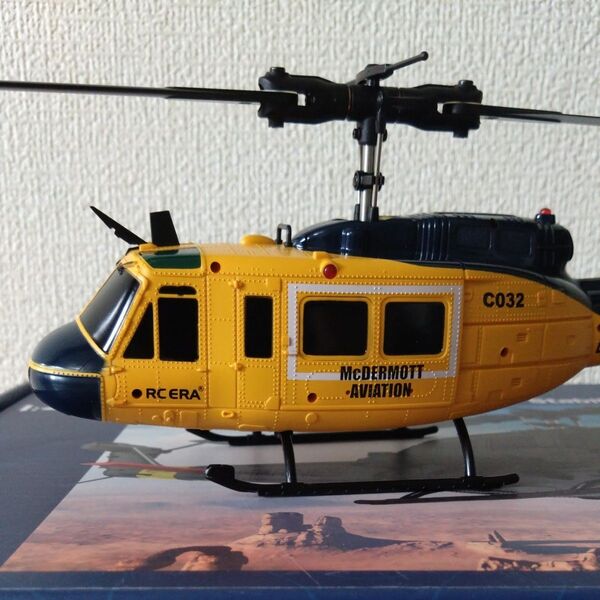 RC ERA C032 UH-1 イエロー バッテリー1個