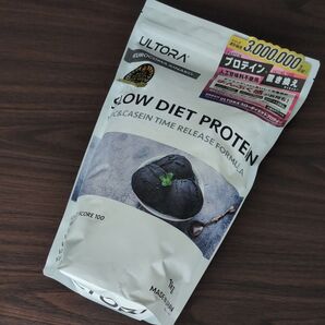【新品未開封】ULTORA SLOW DIET PROTEIN 黒ゴマきなこ風味