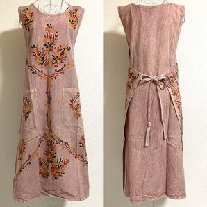 未使用タグ付◆インド綿【刺繍エプロンドレス】ロングワンピース風 エプロン 体型カバー フリーサイズ おしゃれ