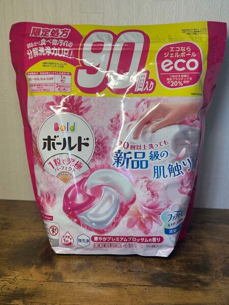 P&G ボールド レノア ジェルボール 4D 洗濯洗剤 プレミアムブロッサム 洗剤 詰め替え 90個