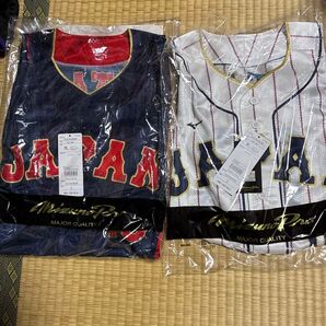 2023年のWBC、大谷翔平選手のオーセンティックユニフォーム、ホーム・ビジターセット。2026年WBCは着用して応援しましょう。