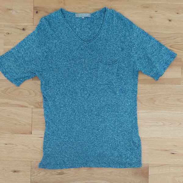 A DAY IN THE LIFE ニット VネックTシャツ ブルー系