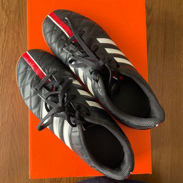 トレーニングシューズadidas 23.0 サッカー フットサル