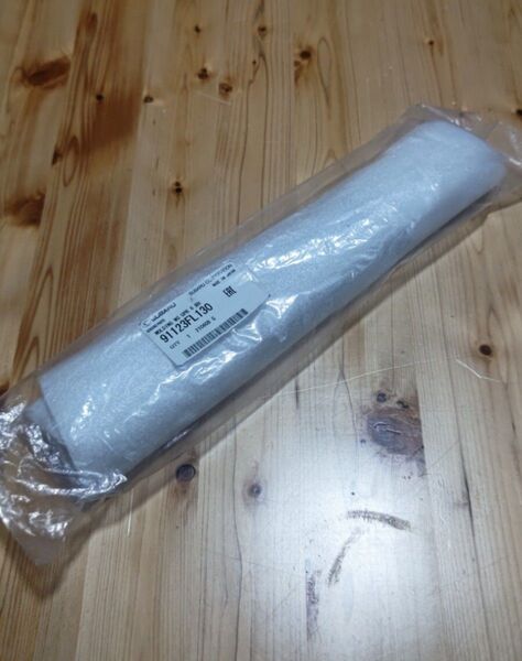 『新品』XV用 フロントグリルメッキ 右側 91123FL130 スバル純正部品