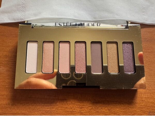 ESTEE LAUDER(エスティ ローダー)アイシャドウパレット