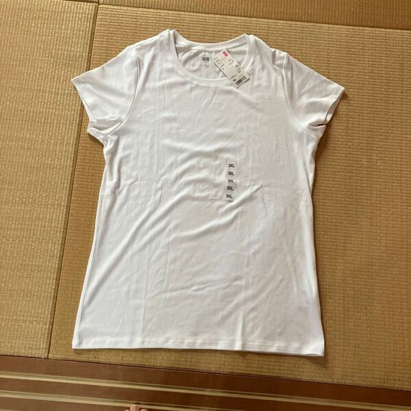 ユニクロ クルーネックTシャツ 3XL ホワイト 未使用