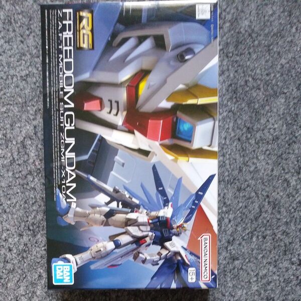 ZGMF-X10A フリーダムガンダム (1/144スケール リアルグレード(RG) 05 機動戦士ガンダムSEED