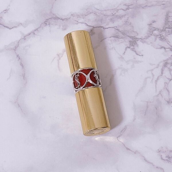 イヴサンローラン ルージュ ヴォリュプテ シャイン YSL 口紅 YVES SAINT LAURENT