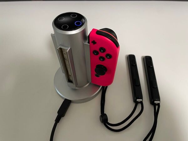 Nintendo Switch Joy-Con ジョイコン R 充電器 ストラップ