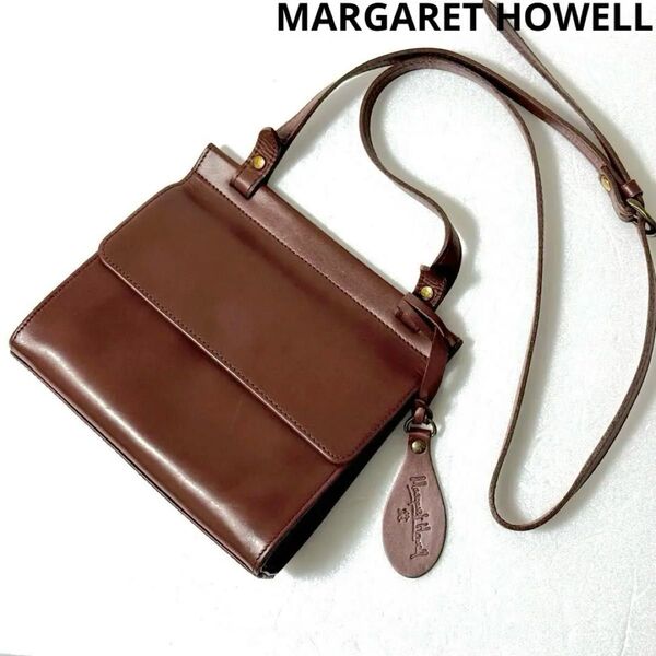 マーガレットハウエル 本革 ロゴチャーム ショルダーバッグ クロスボディ エンボス 茶 MARGARET HOWELL MHL