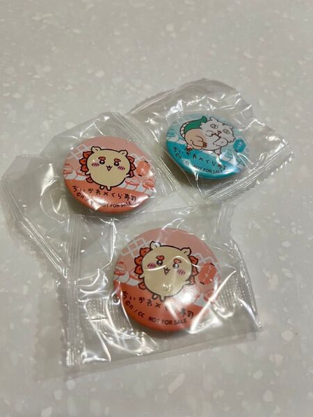 【バラ売り不可】くら寿司 びっくらポン ちいかわ 缶バッジ シーサー あのこ