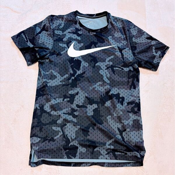 NIKE DRIFIT 半袖Tシャツ メンズM グレー(迷彩色)