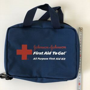 Johnson&Johnson first aid kit 救急バッグ ファーマシー 中身無し LA購入 中古 23×17×厚み5.5cm 化粧ポーチにも アメカジ好きに USAの画像6