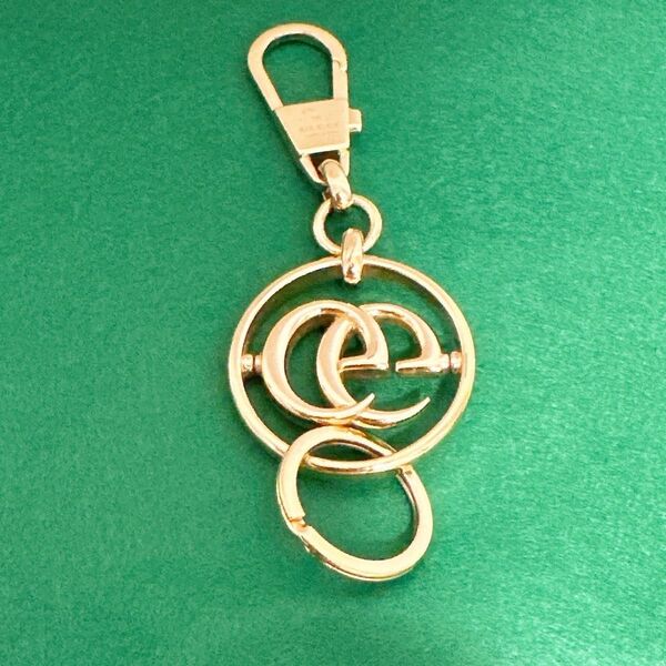 《超美品》GUCCI(グッチ)キーリング ダブルG キーホルダー