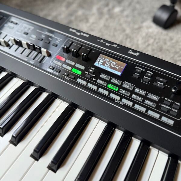 YAMAHA CK61 キーボード(純正ケース+純正ペダル付き)