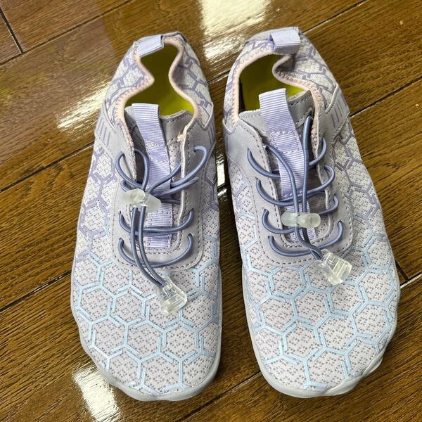 【ウォーターシューズ】サイズ38(24.5cm位)【ラベンダーカラー 薄むらさき パープル】