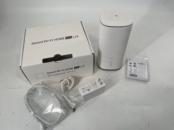 Speed Wi-Fi HOME 5G ホームルーター ホワイト ZTR02 au