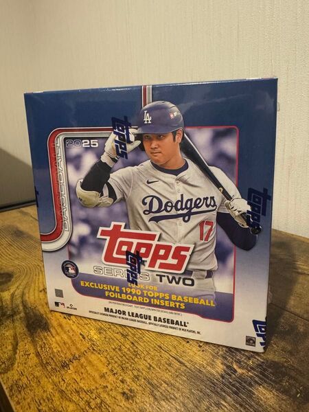 新品未開封 Topps 2025 Series 2 Mega Box 1box