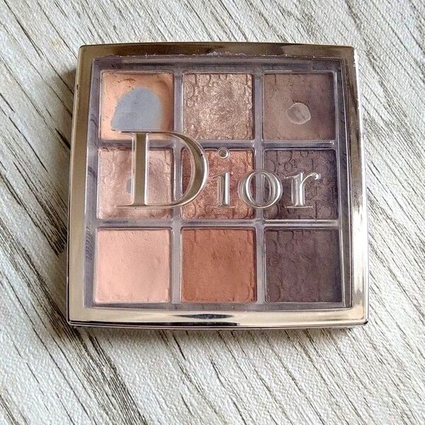 Diorバックステージ アイ パレット 001ウォーム