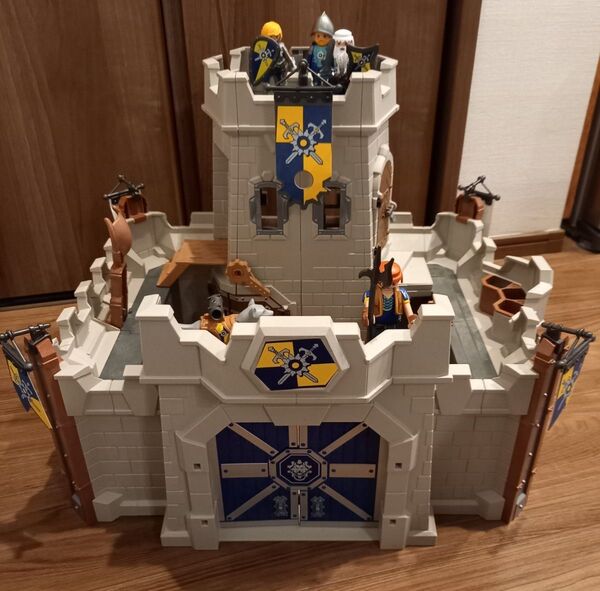 playmobil プレイモービル 70222 Knights of Novelmore Castle Fortress