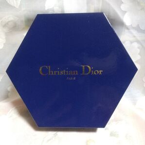 値下! Christian Dior Diorissimo Eau de Toiletteと石鹸 六角形ボックス ネイビー入り