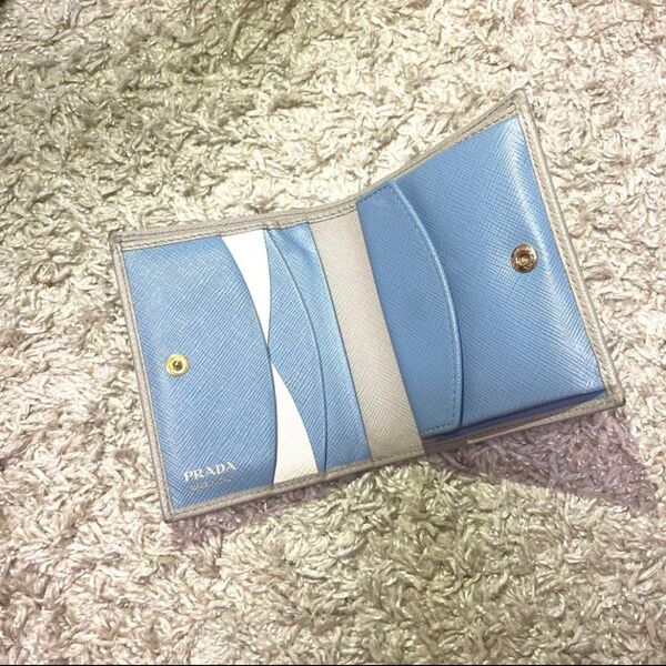 PRADA サフィアーノレザー 二つ折り財布 グレー バイカラー
