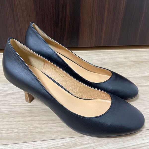 訳あり未使用 A de Vivre 本革 ラウンドトゥパンプス 黒24.5cm