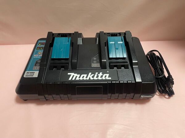 ★未使用品 マキタ 2口充電器DC18RD 18V/14.4V対応 6Ah×2本同時フル充電55分
