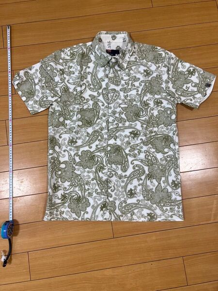 ☆美品☆ DIESEL 半袖シャツ☆メンズM☆ペイズリー☆柄シャツ☆白 ホワイト グリーン☆ 総柄 アロハシャツ 花柄 ディーゼル