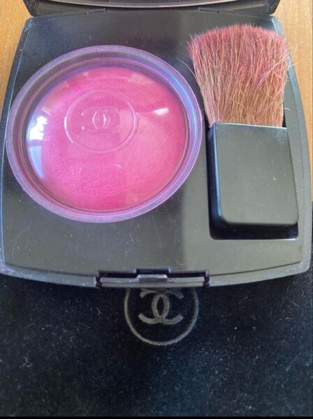 CHANEL ジュ コントゥラスト 74 ウルトラローズ