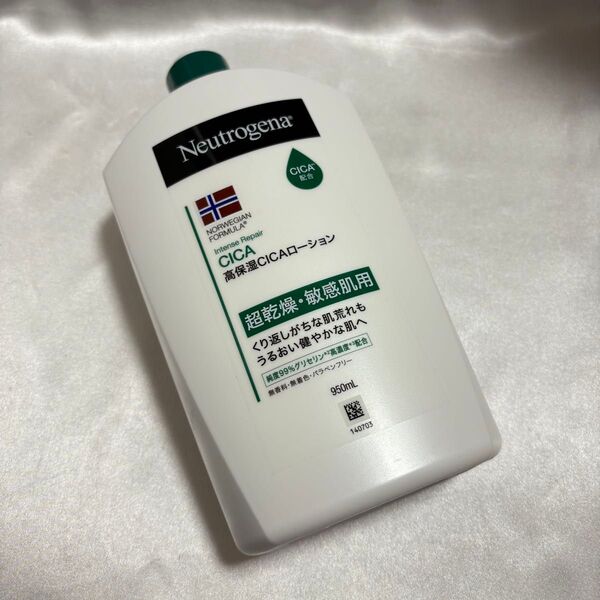 ニュートロジーナCICA 超乾燥、敏感肌用 950ml