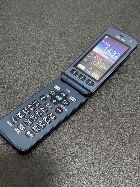 docomo らくらくホン F-01M