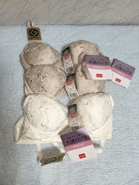 天使のブラ ブラジャー トリンプ A65 3枚セット ダブルパット 新品タグ付き