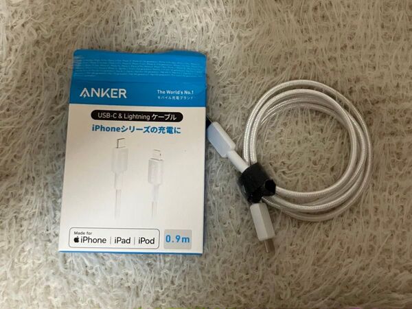新品同様 ANKER USB-C&lightningケーブル 0.9m ホワイト