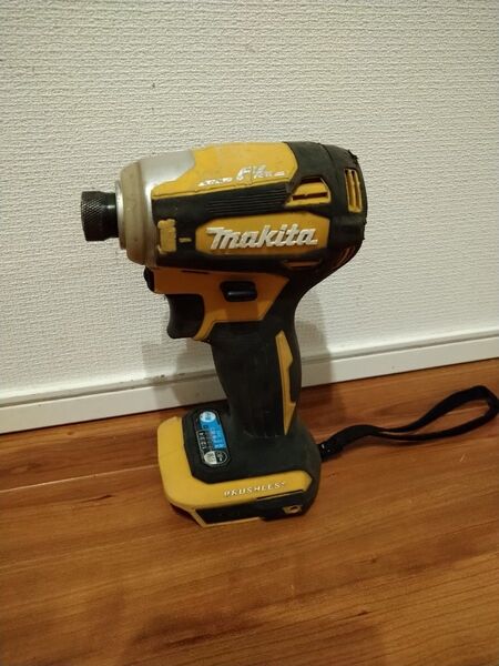 makita マキタ 18V インパクトドライバー TD172D