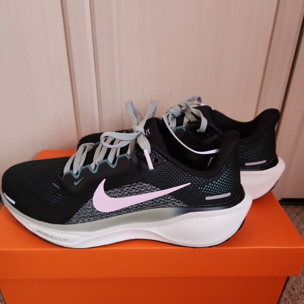 ☆新品☆Nike ナイキ ペガサス 41 ウィメンズ ランニングシューズ スニーカー 24cm