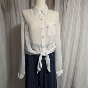 新品未使用】Forever21】シアーシャツ 白シャツ シースルー レディース