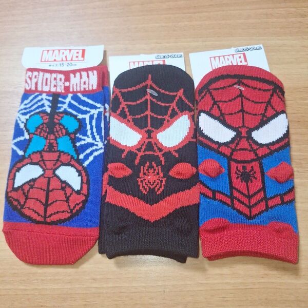 15~20cm キャラクター靴下3足セット スパイダーマン ヴェノム パペット靴下