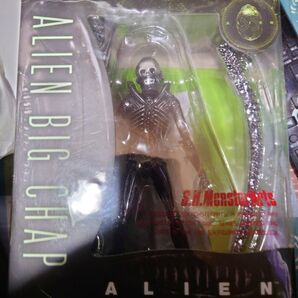 S.H.MonsterArts ALIEN BIG CHAP エイリアン フィギュア 未開封