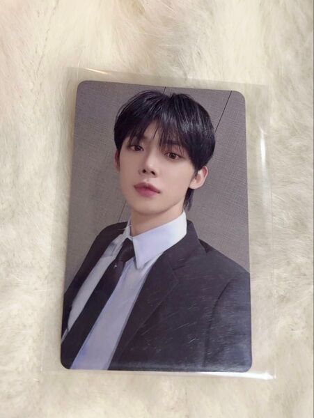txt ヨンジュン ユニバ ラキドロ トレカ YEONJUN