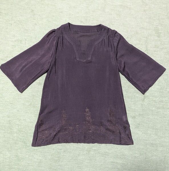 ★藤紫 シースルー チュニック M〜L ★ カッティングや刺繍などお洒落ポイント♪ 大人の女性にお似合いのチュニックです!