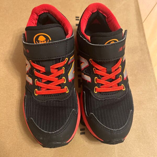 new balance ニューバランス ハンゾー HANZO Vキッズ ジュニア スニーカーランニング 軽量 19.5