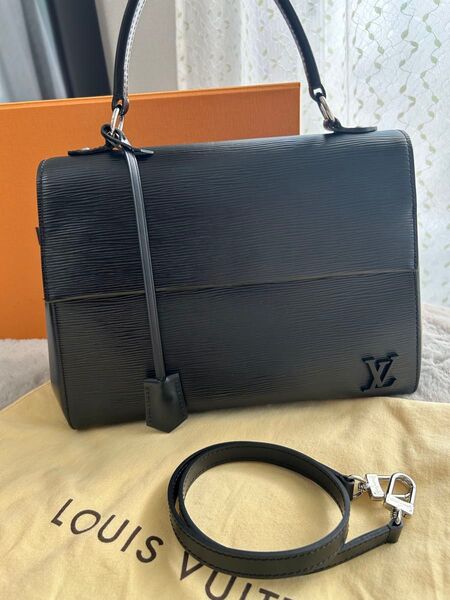 ルイヴィトン LOUIS VUITTON クリュニー MM レザー エピ
