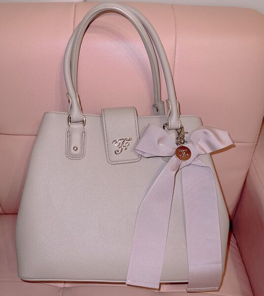 Maison de FLEUR L'aineeリボンチャームMバッグ ハンドバッグ トートバッグ ショルダーバッグ