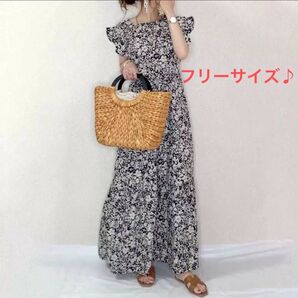 ロングワンピース フリル袖ネイビー 花柄 ウエスト切り替え マキシ丈ワンピース