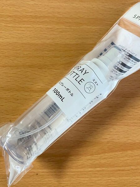 ミスト状にして使用できるスプレーボトル容器 100ml
