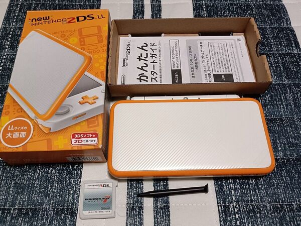 Newニンテンドー2DS LL ホワイト×オレンジ&ソフト付き ジャンク扱いで