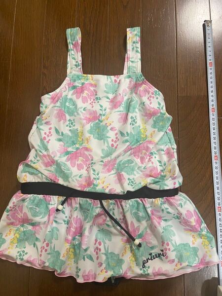 女の子 ワンピース水着 140