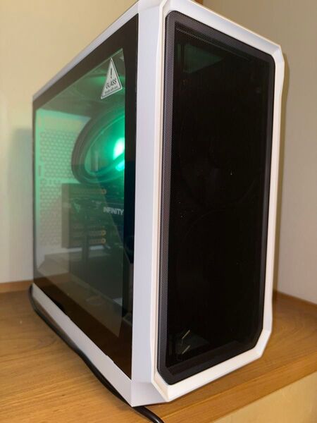 【新品】高級ブランド オシャレ ゲーミングPC Ryzen7 7800X3D 5060Ti 16GB DDR5 32GB 静音冷却